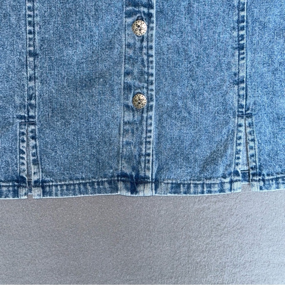 Christopher‎ & Banks Blue Button Down embroidered Grandmacore Shirt size L - Picture 15 of 16